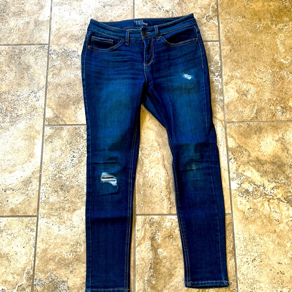 Time and Tru | Skinny Jeans